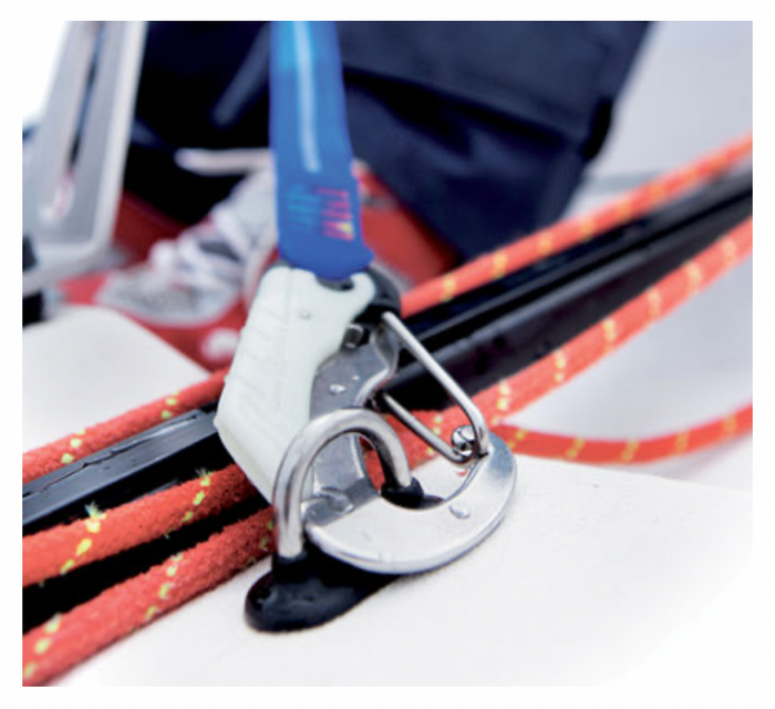 Wichard Elastic tether - Releasable - 2M + 1M fixed line - 3 hooks - Bosuns Boat