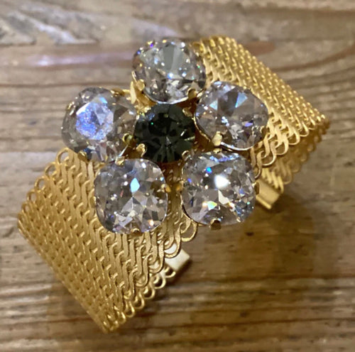 La Vie Parisienne Flower Crystal Cuff