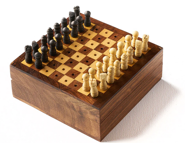Travel Chess Game